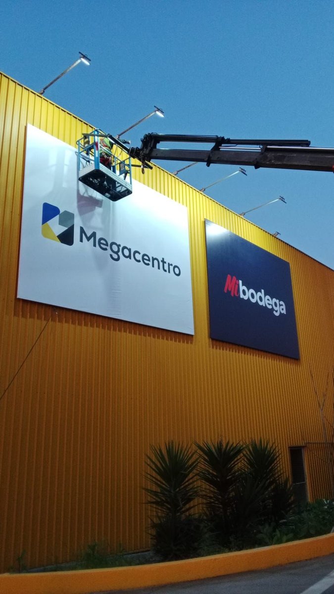 Letrero Megacentro